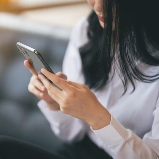 Как защитить свои данные в телефоне? Актуальные настройки для Android и iPhone